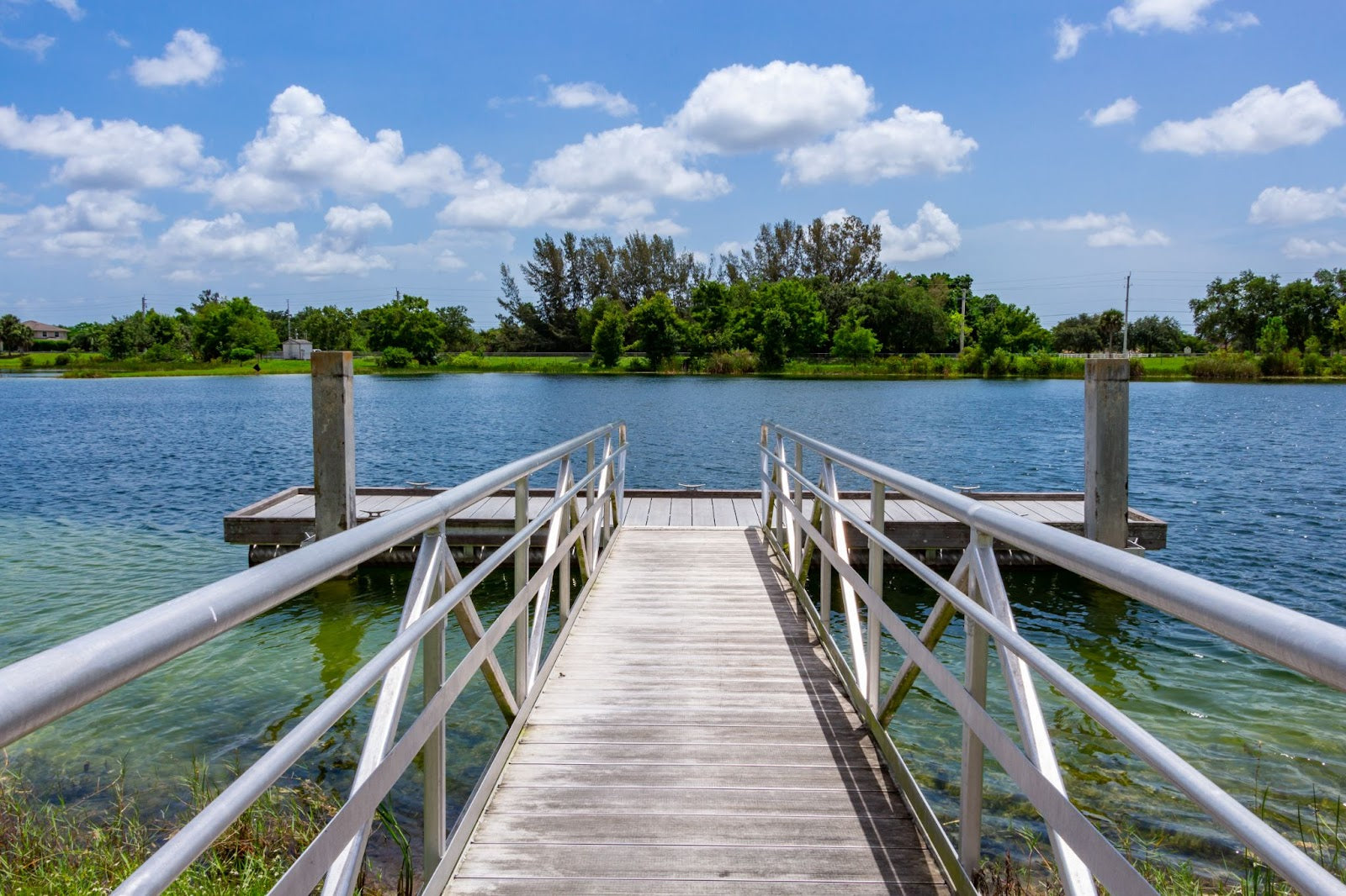 Florida Dock Cost Guide: Pricing by Type & Material