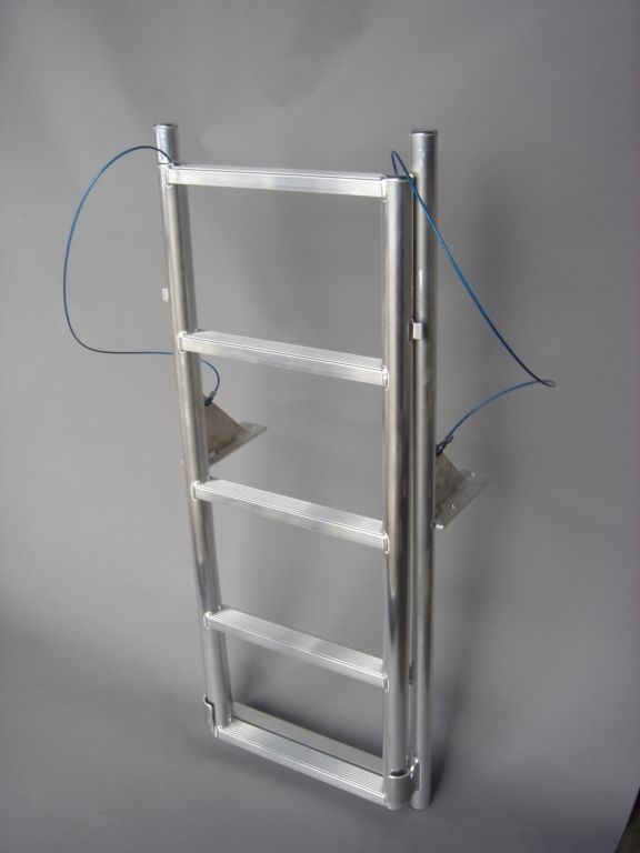 How to Select A Ladder for Your Dock