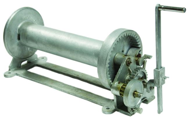 #23 Galvanized Steel Dock Hand Winch-1